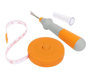 Fiskars Seam Ripper And Measuring Tape Set