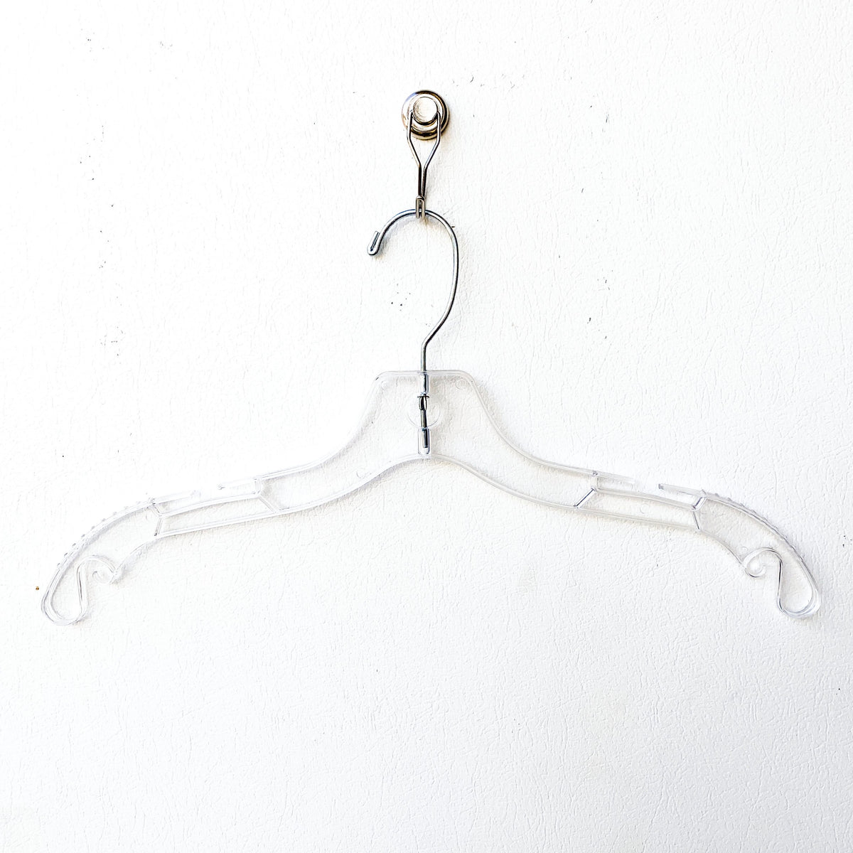 Plastic 17" Swivel Dress Hangers